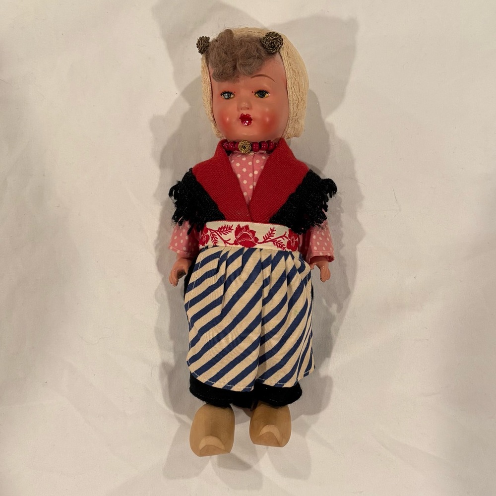 Vintage Rozetta Dutch Doll